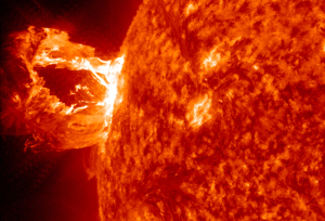 Giant-prominence-eruption